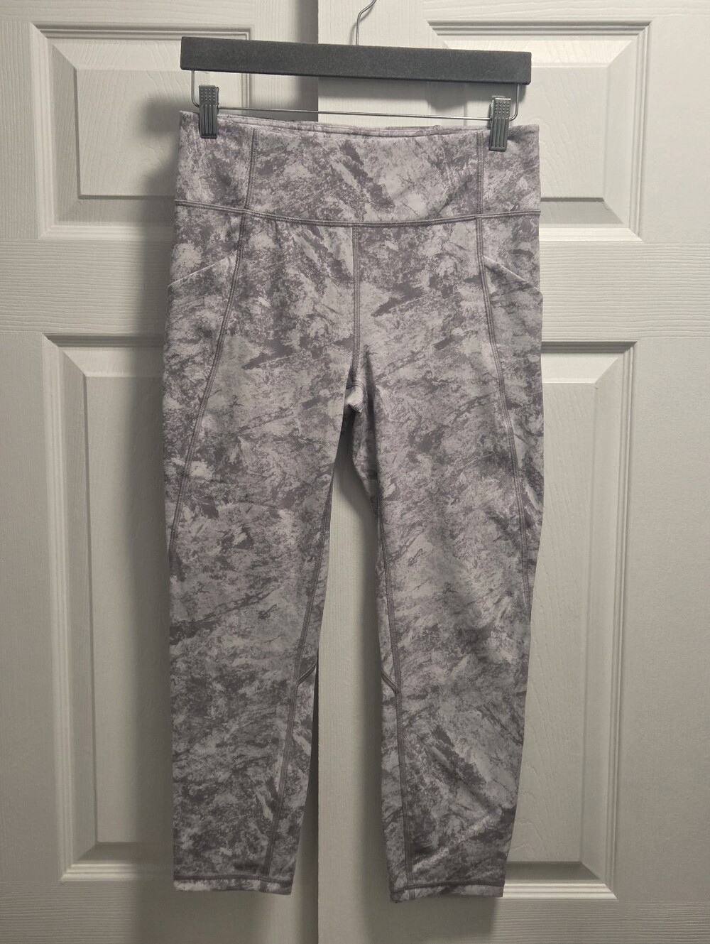 lululemon athletica Light Gray Marble-Print Leggings Size 8